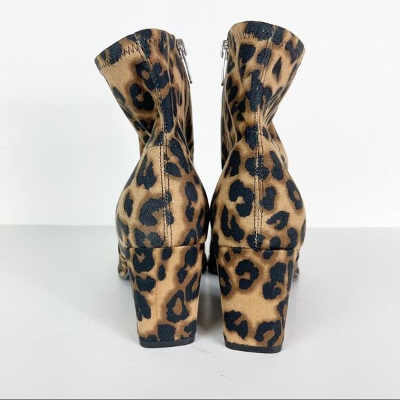 Marc Fisher NWOB Leave2 Block Heel Stretch Animal Print Bootie 7.5 - Picture 2 of 5